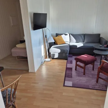 Apartamento Kjollefjord, Hybelleilighet Med Kjokkenkrok Og Eget Bad Kjøllefjord