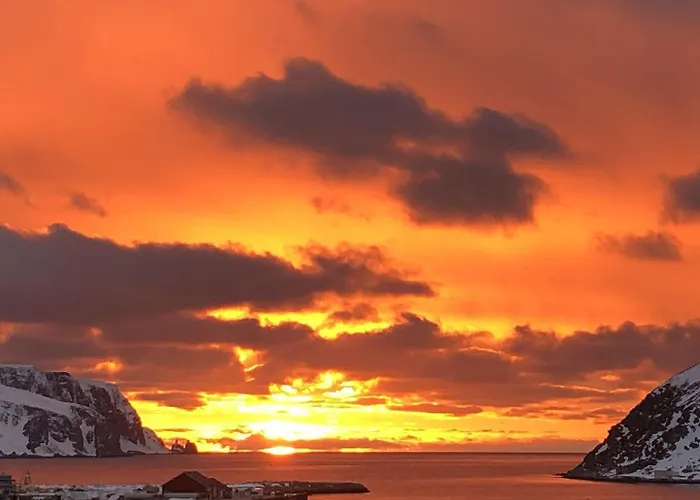 Kjollefjord, Hybelleilighet Med Kjokkenkrok Og Eget Bad Apartment