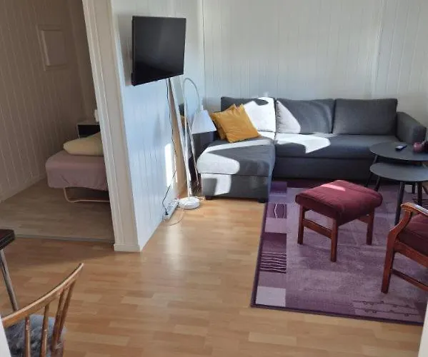 Apartamento Kjollefjord, Hybelleilighet Med Kjokkenkrok Og Eget Bad Kjøllefjord